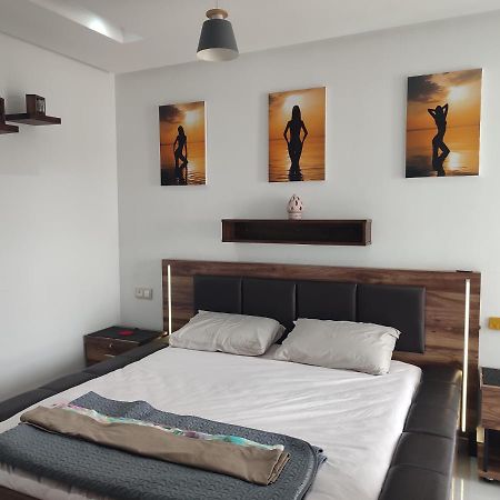 Ferienwohnung L'Orchidee De Kenitra Exterior foto